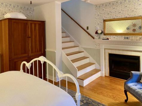 33 Sea View Drive Lincolnville ME 04849