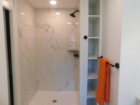 27 Maxwell Lane Bangor ME 04401