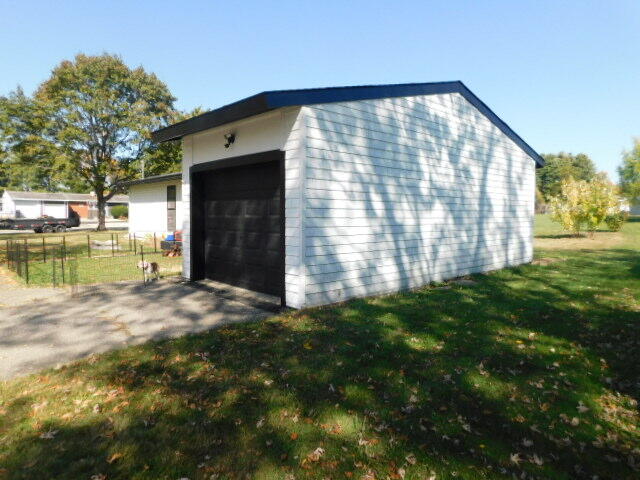 27 Maxwell Lane Bangor ME 04401