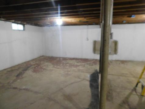 27 Maxwell Lane Bangor ME 04401