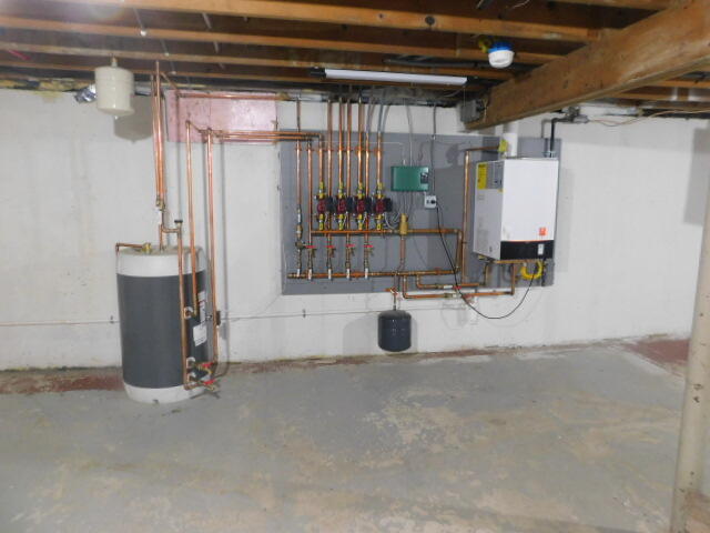 27 Maxwell Lane Bangor ME 04401