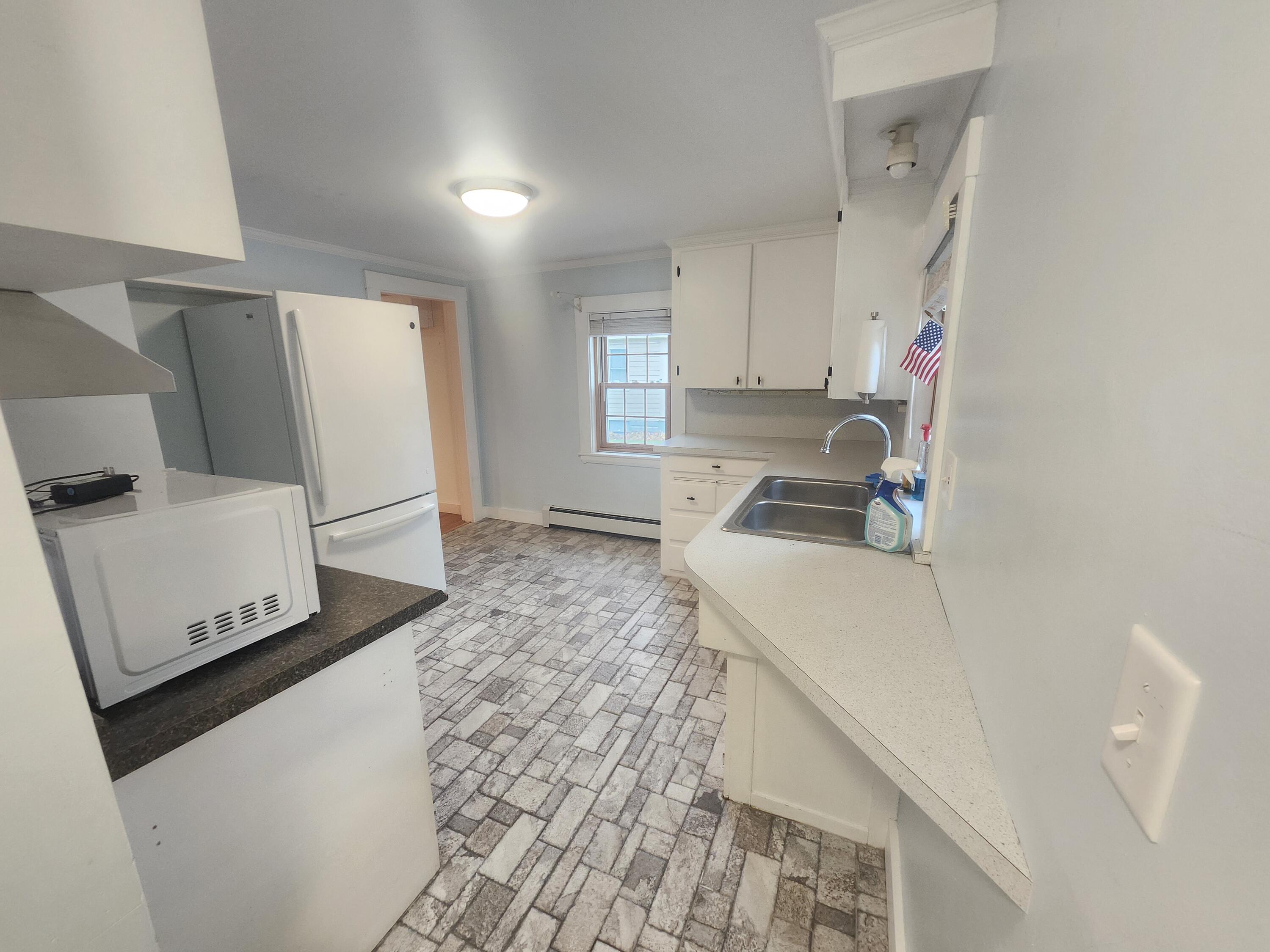 31 Ridgeway Avenue Sanford ME 04073