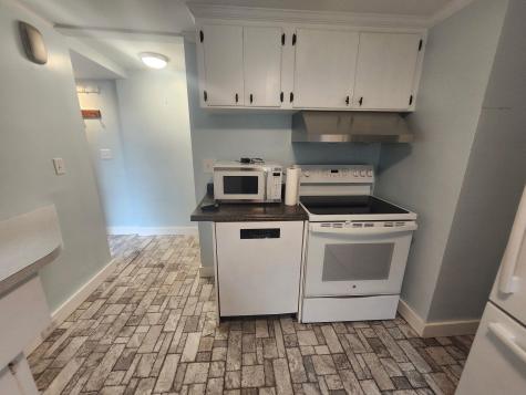 31 Ridgeway Avenue Sanford ME 04073