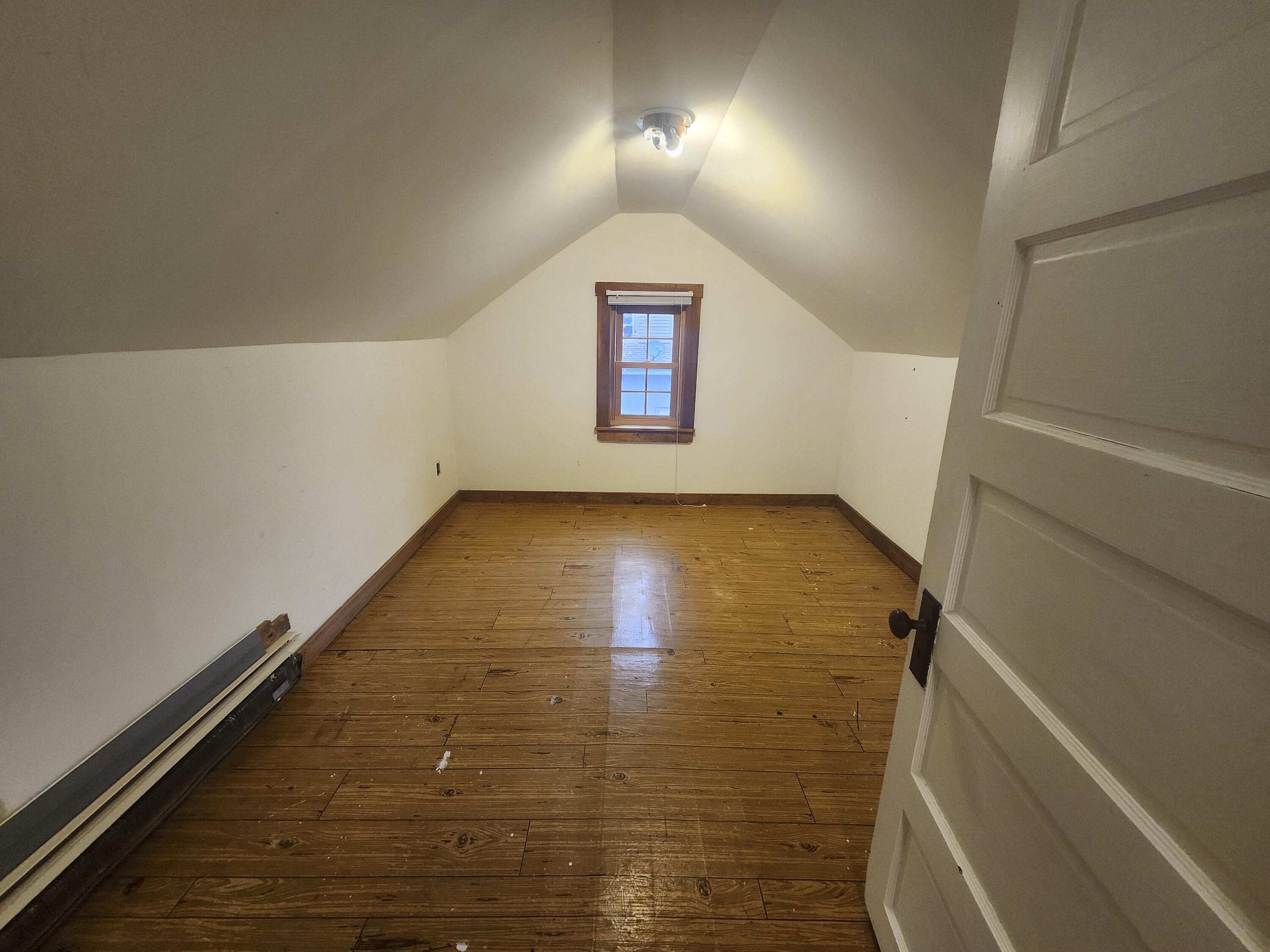 31 Ridgeway Avenue Sanford ME 04073