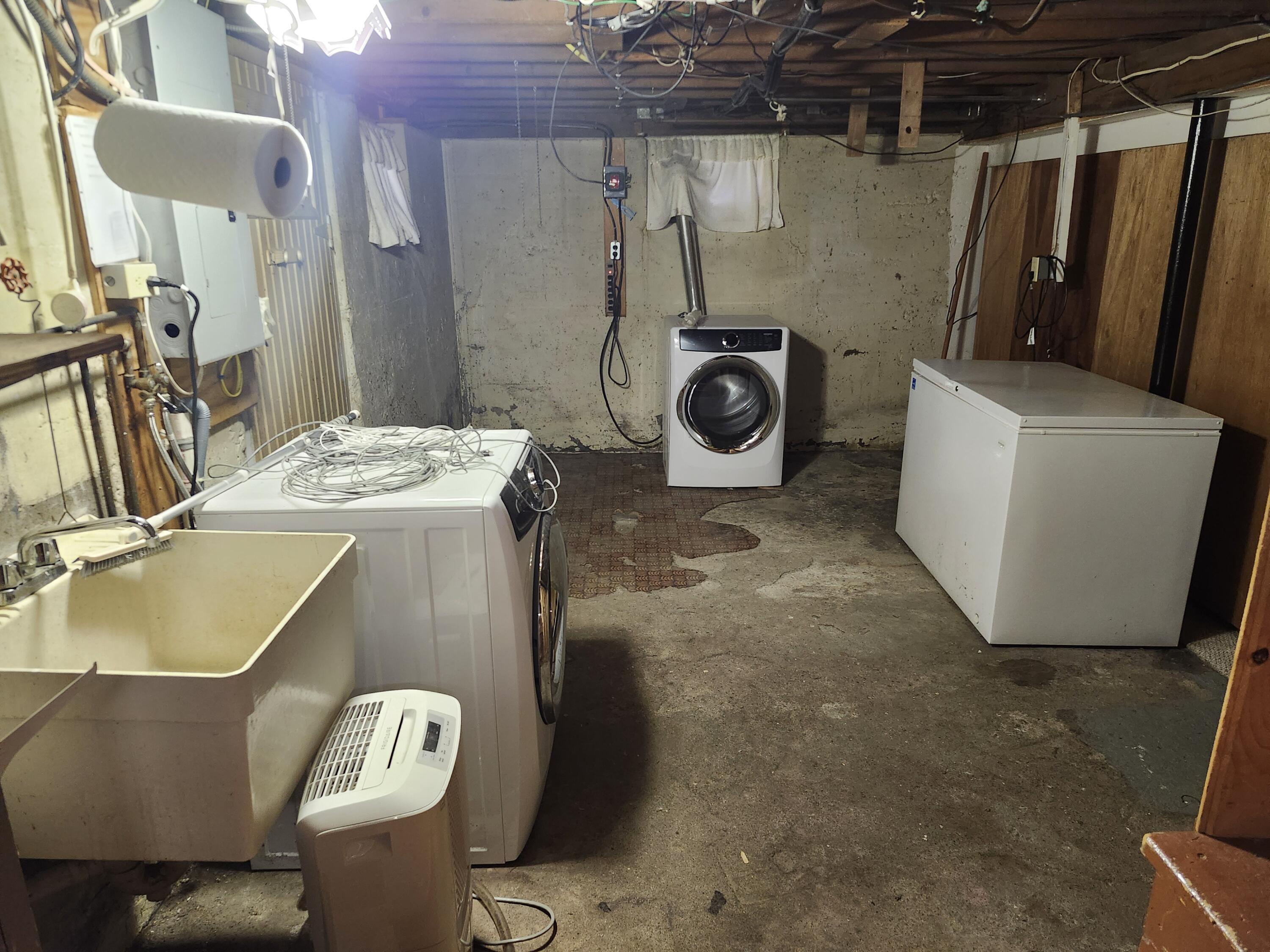 31 Ridgeway Avenue Sanford ME 04073