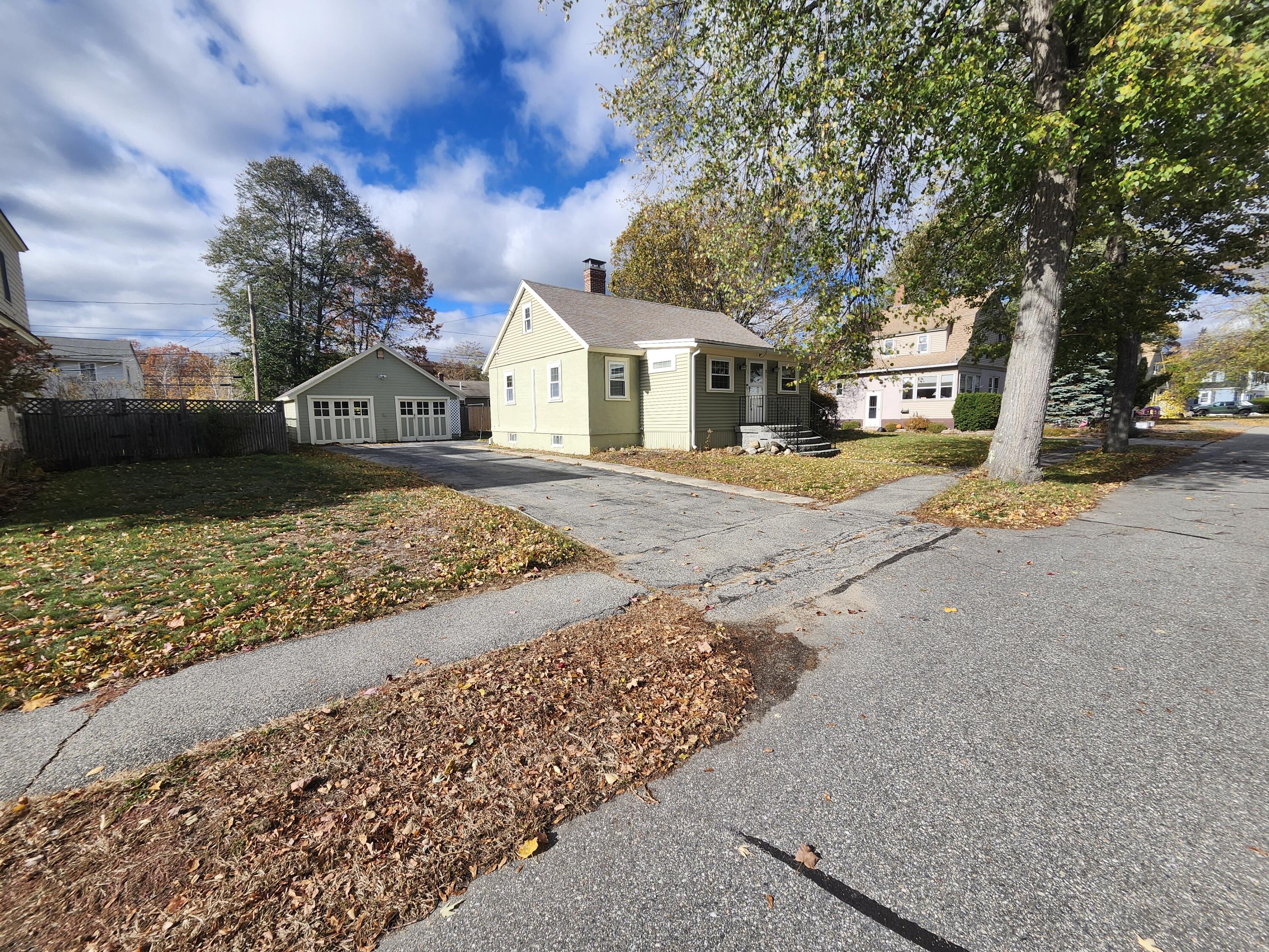 31 Ridgeway Avenue Sanford ME 04073