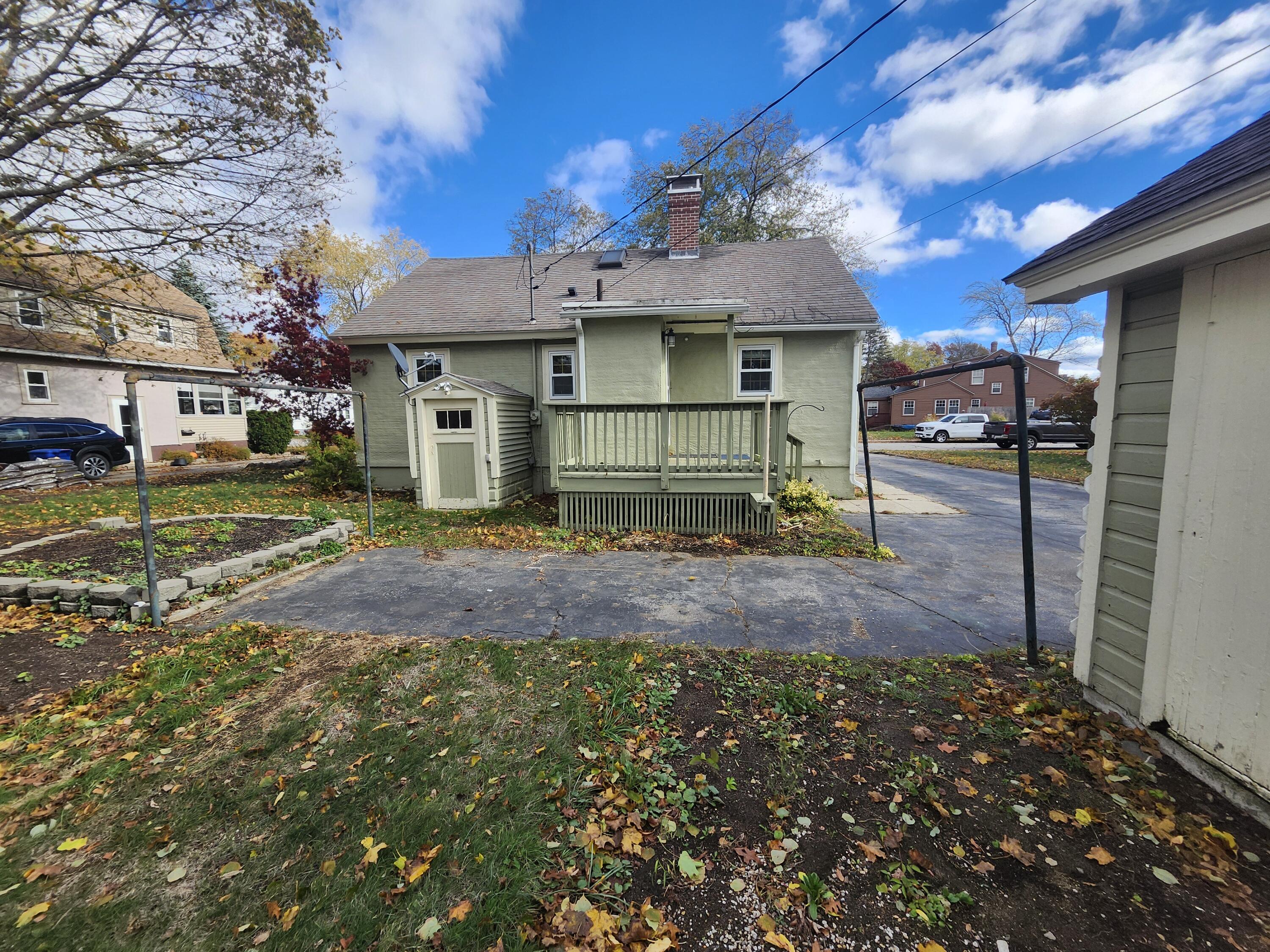 31 Ridgeway Avenue Sanford ME 04073