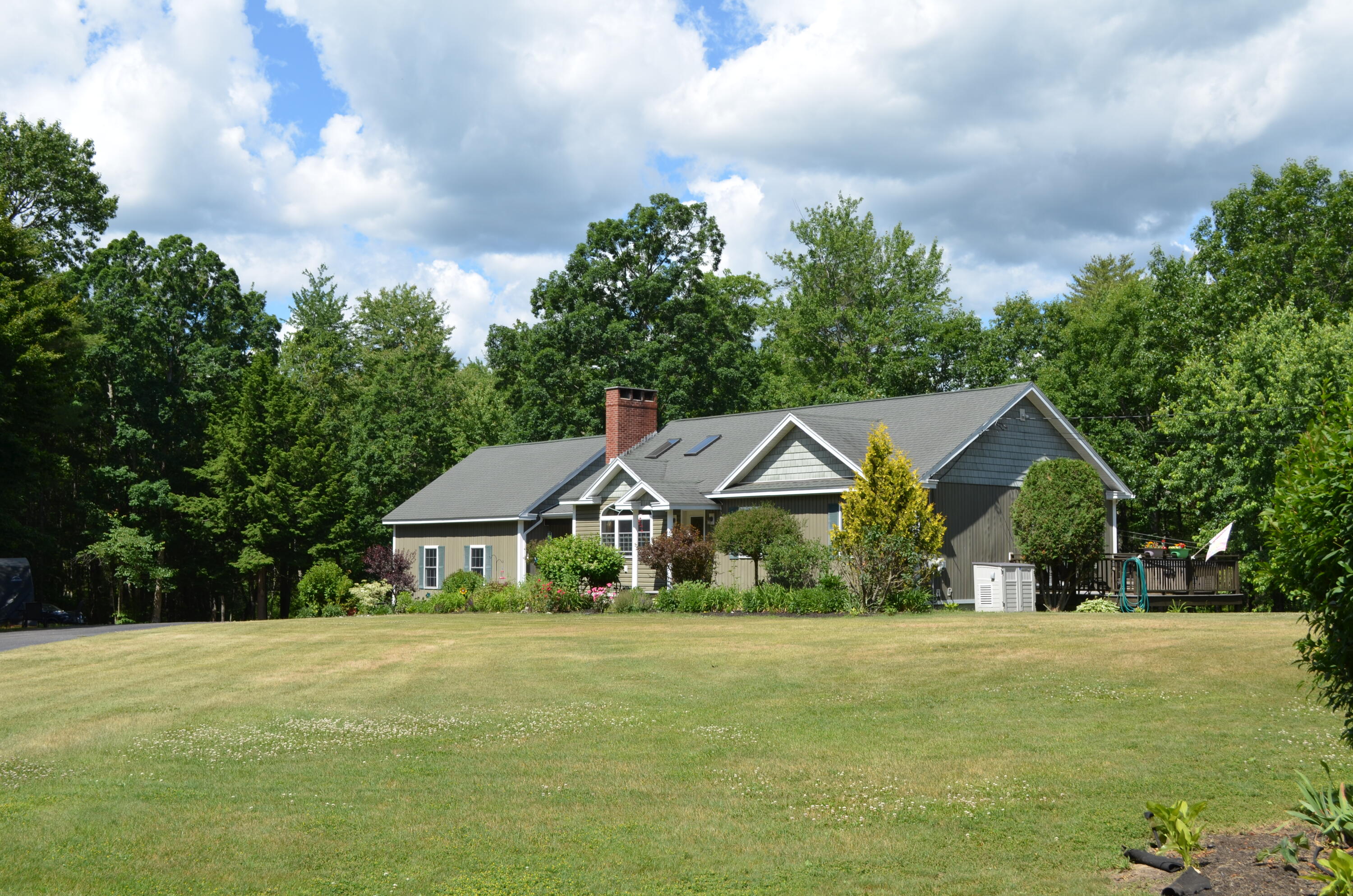 11 Darling Way Waterboro ME 04087
