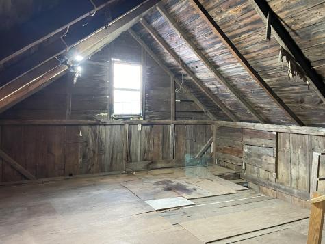 31 Dean Street Winterport ME 04496