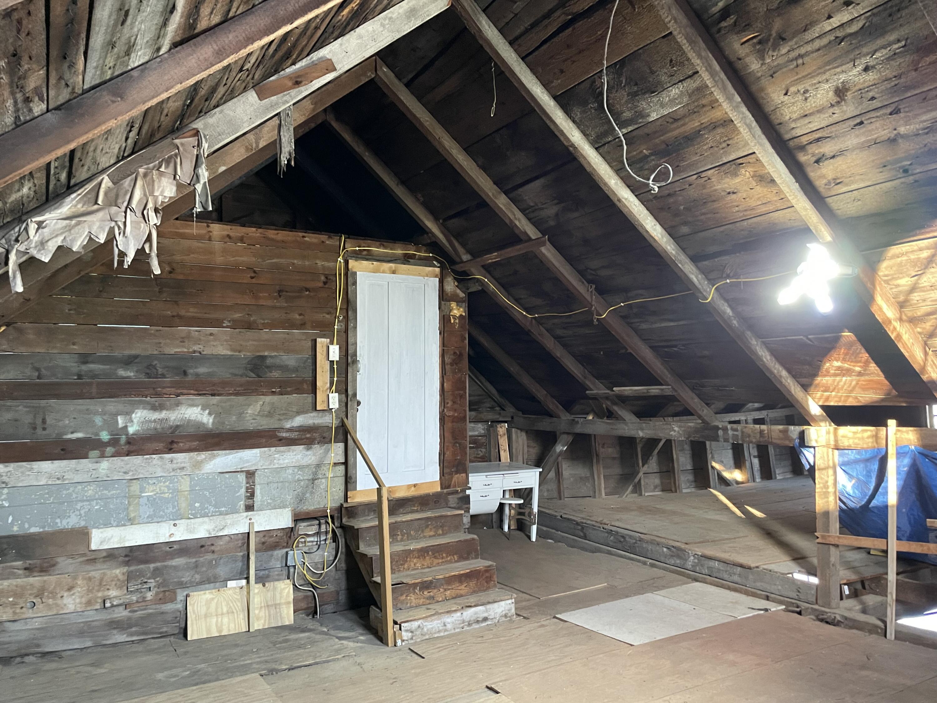 31 Dean Street Winterport ME 04496