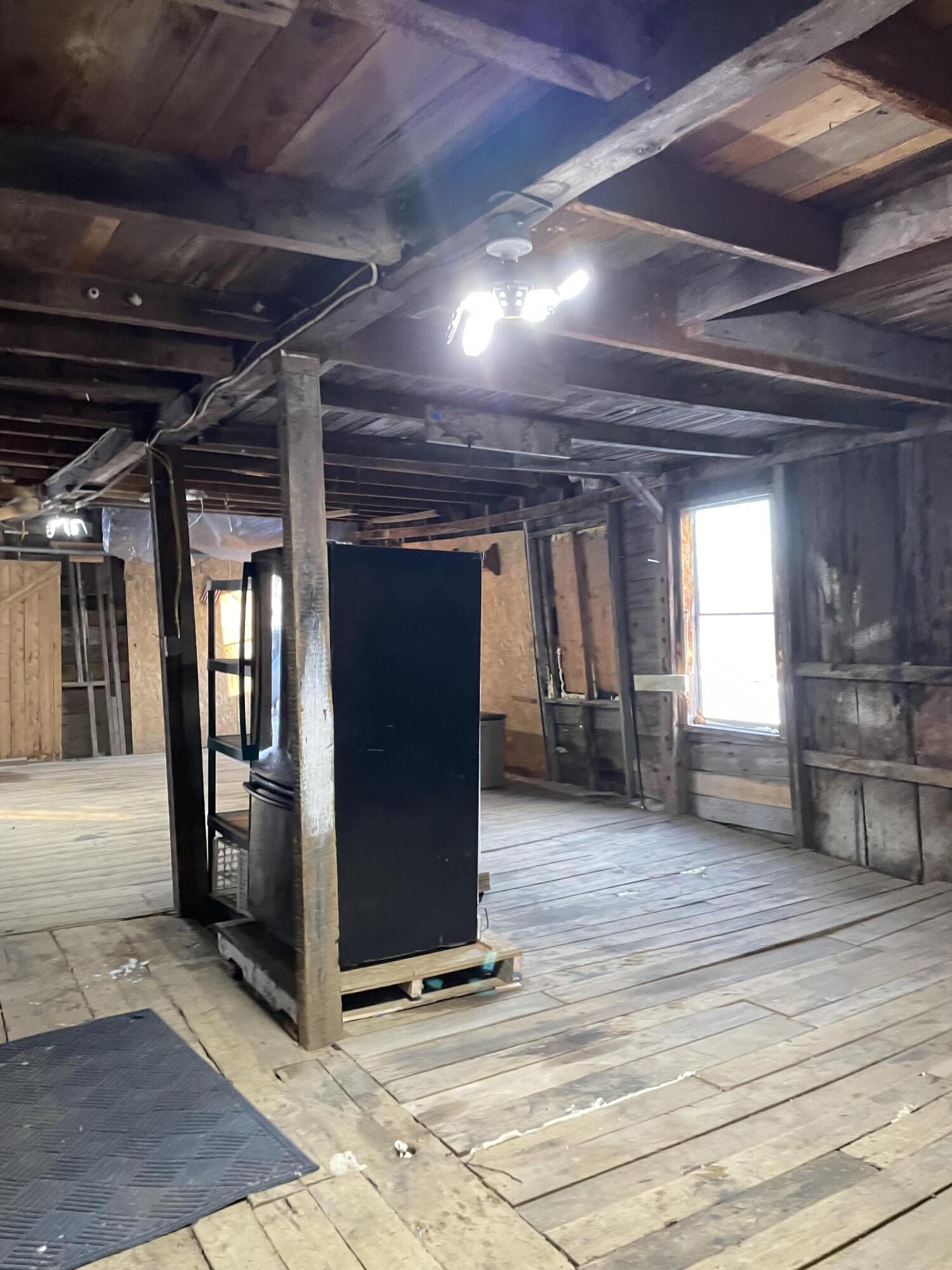 31 Dean Street Winterport ME 04496