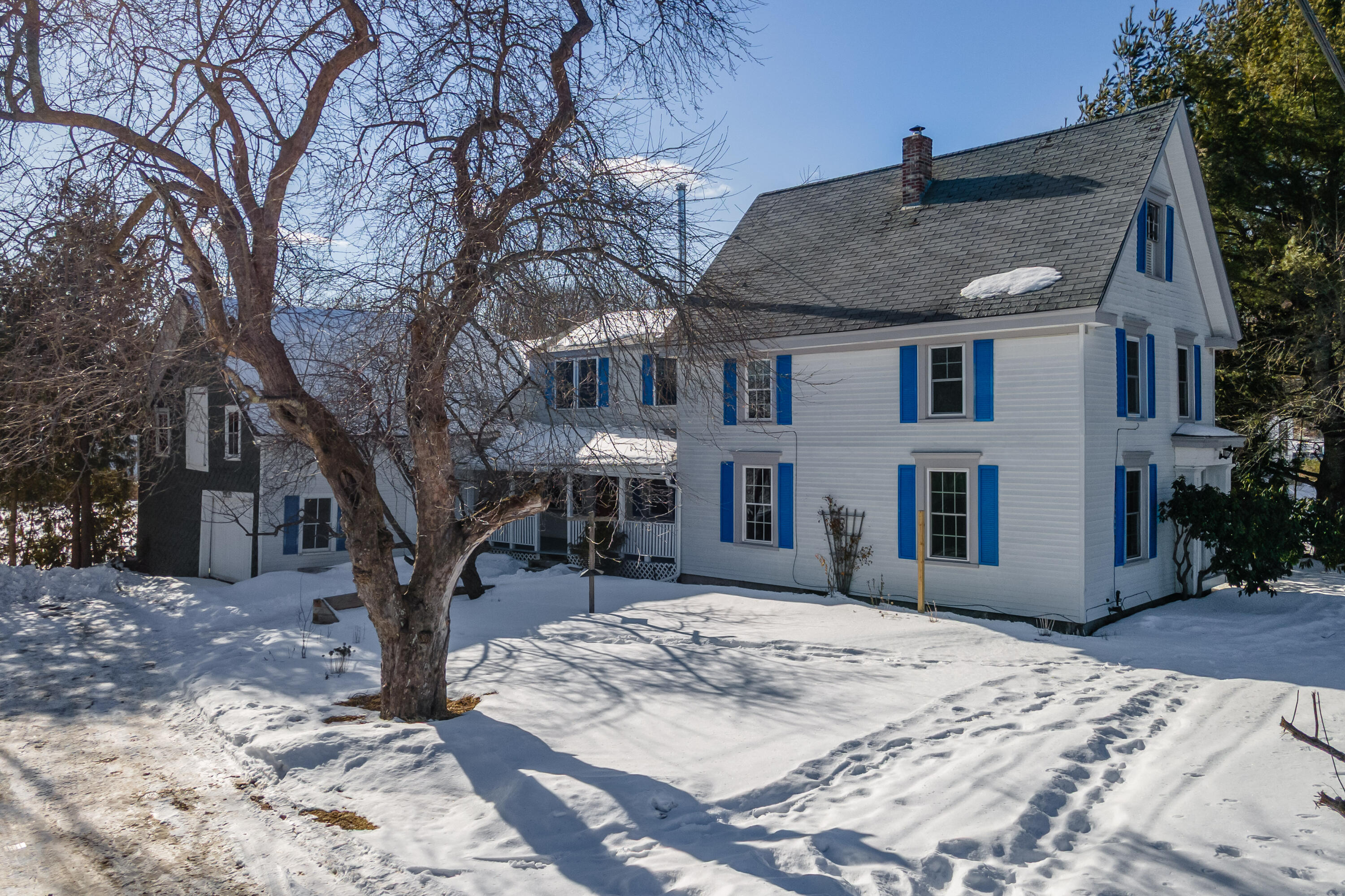 31 Dean Street Winterport ME 04496