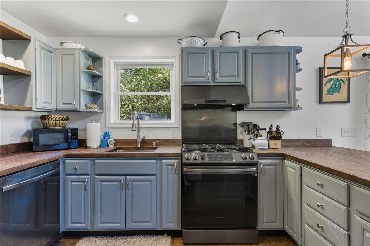 41 Kirby Island Road Liberty ME 04949