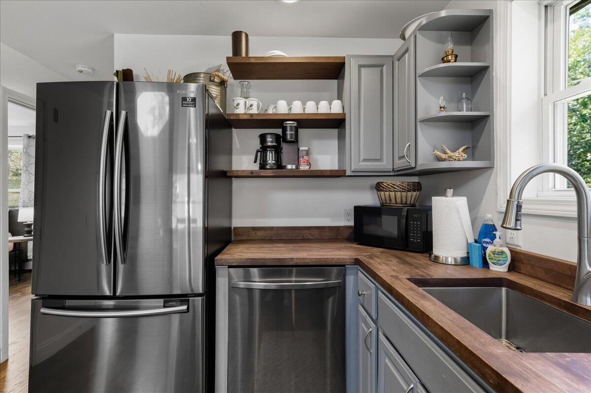 41 Kirby Island Road Liberty ME 04949