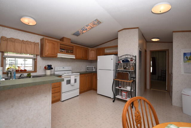 6 Sylvan Path Alfred ME 04002