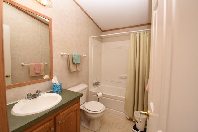 6 Sylvan Path Alfred ME 04002