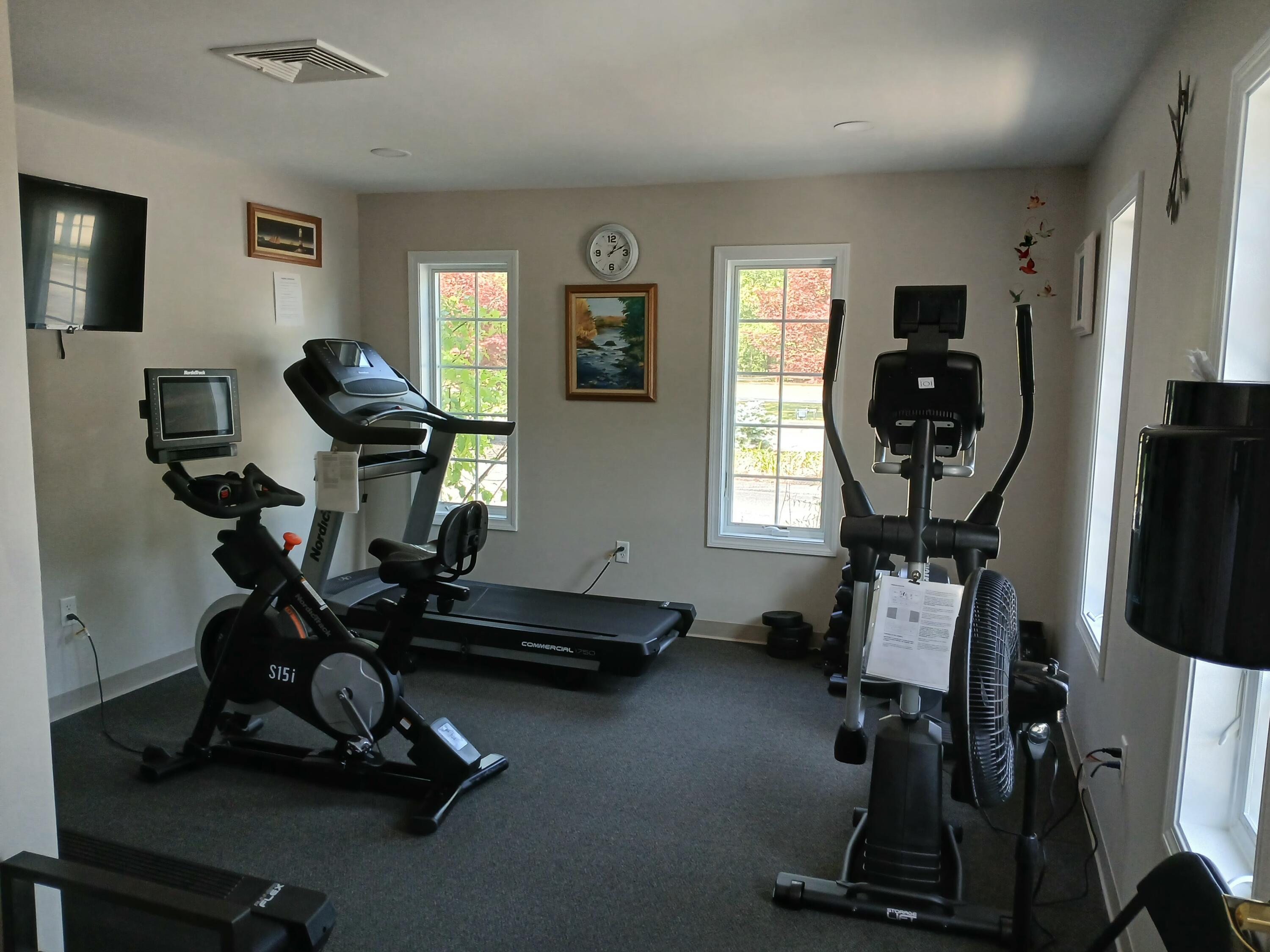 6 Sylvan Path Alfred ME 04002