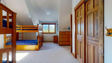 28 Blizzard Drive Newry ME 04261