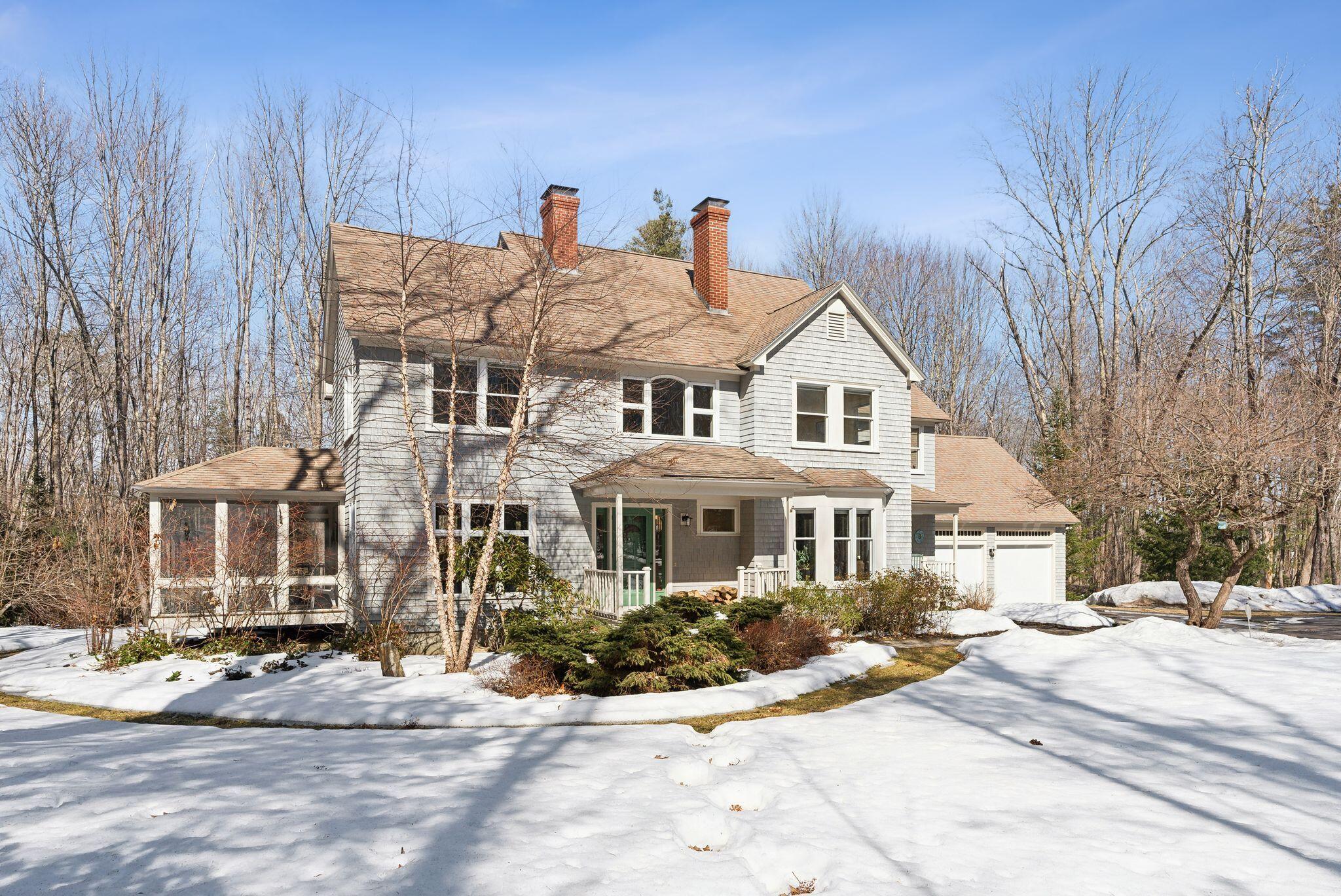 25 Stonecrest Drive Falmouth ME 04105