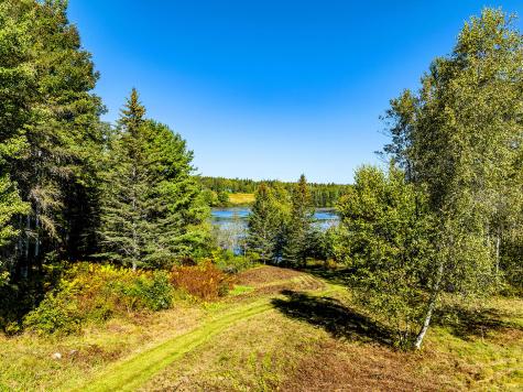 56 Raccoon Road Cushing ME 04563