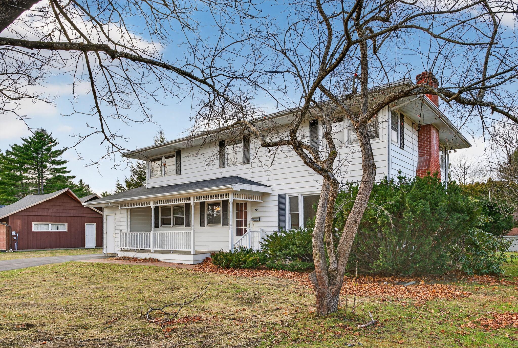 40 Robinson Gardens Lewiston ME 04240