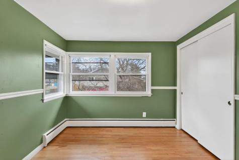 40 Robinson Gardens Lewiston ME 04240