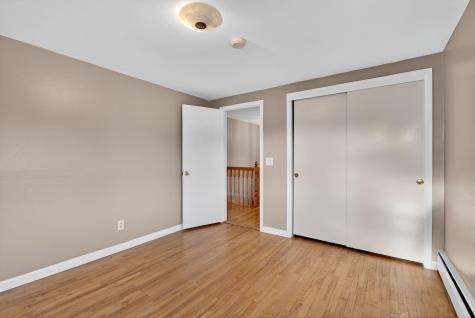 40 Robinson Gardens Lewiston ME 04240