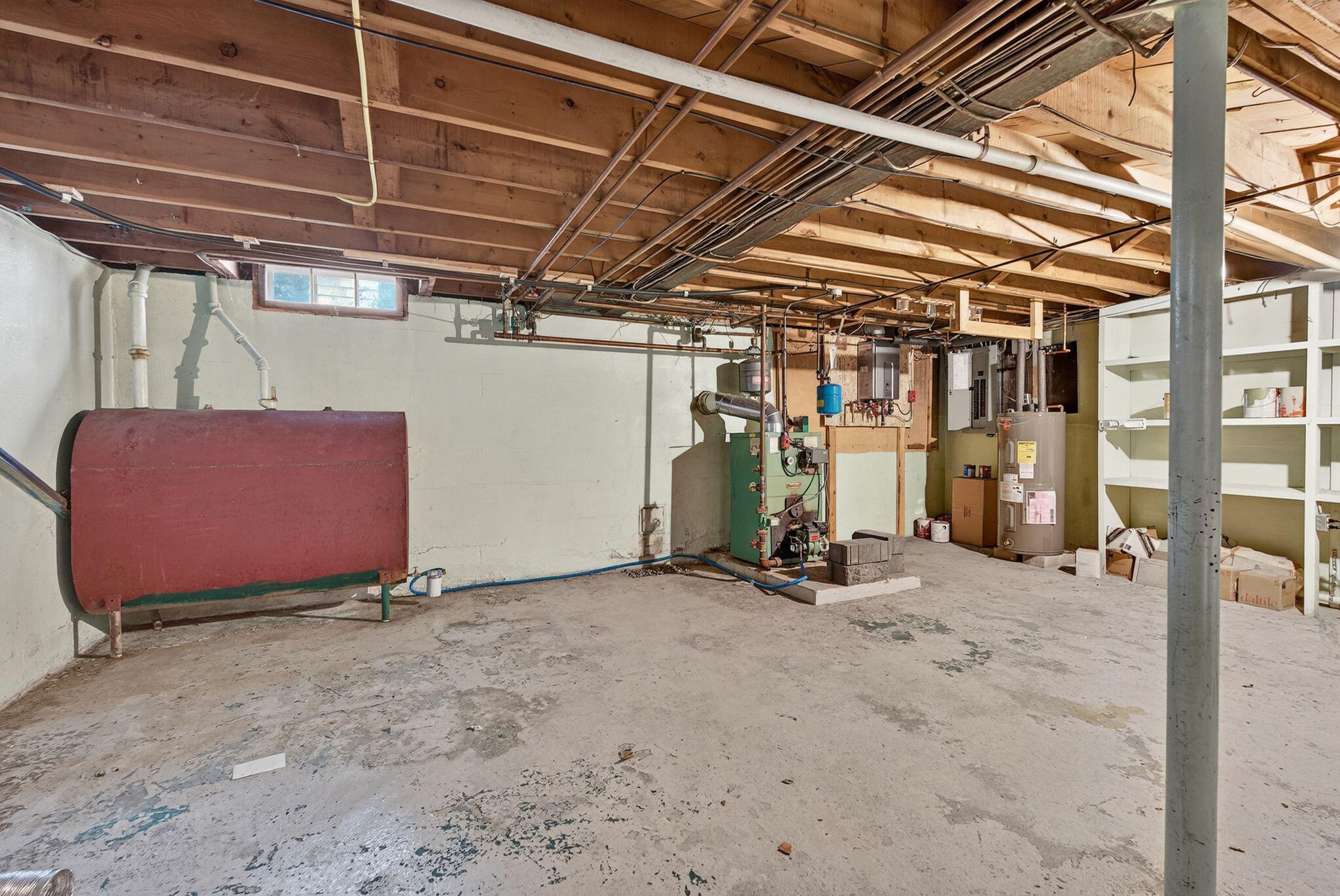 40 Robinson Gardens Lewiston ME 04240