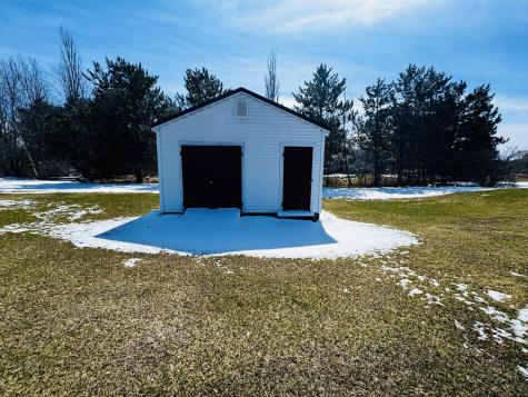 601 Moosehead Trail Newport ME 04953