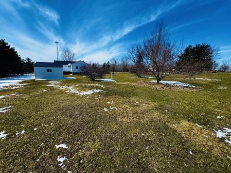 601 Moosehead Trail Newport ME 04953