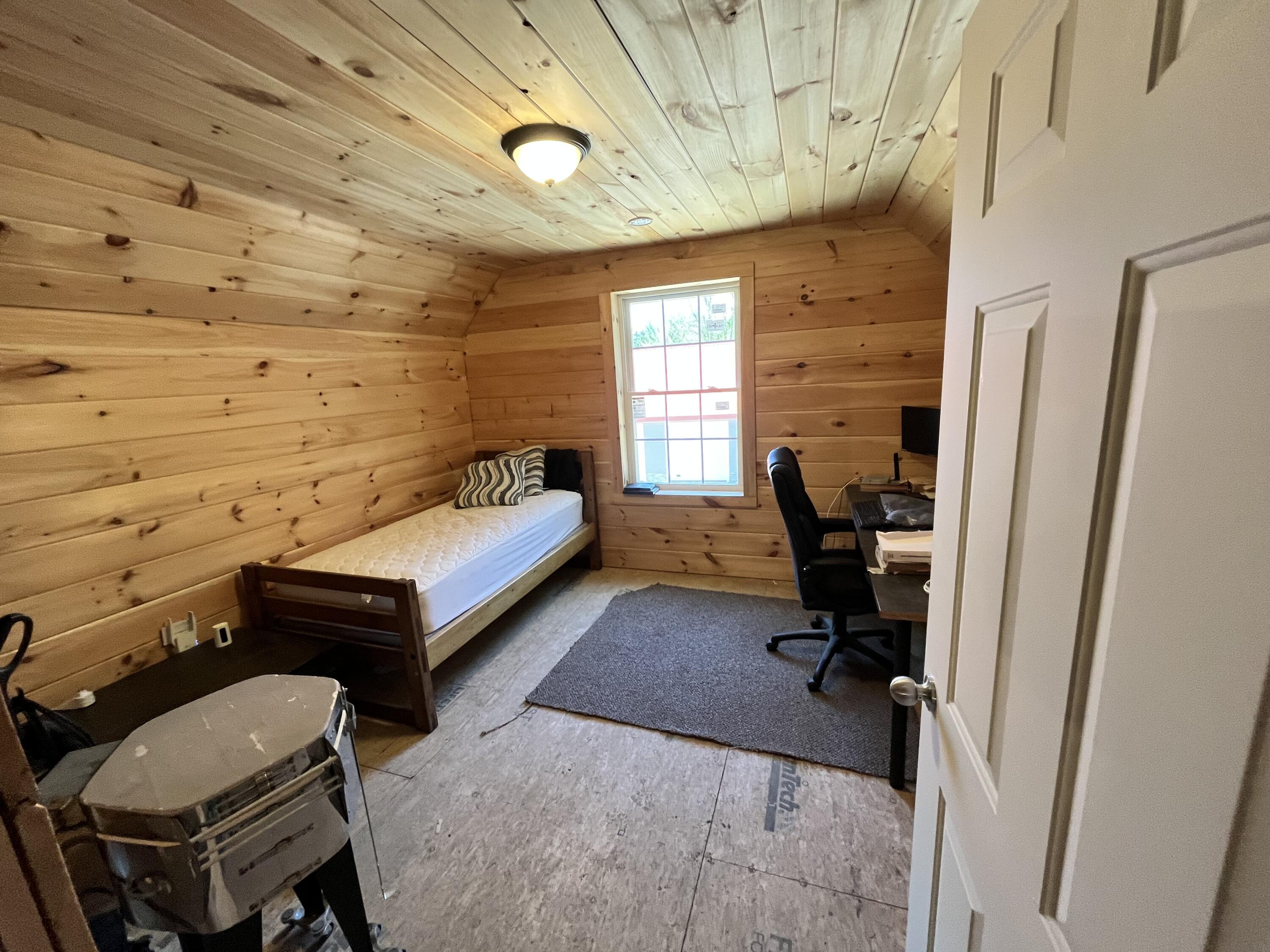 28 Jipson Drive Lincoln ME 04457
