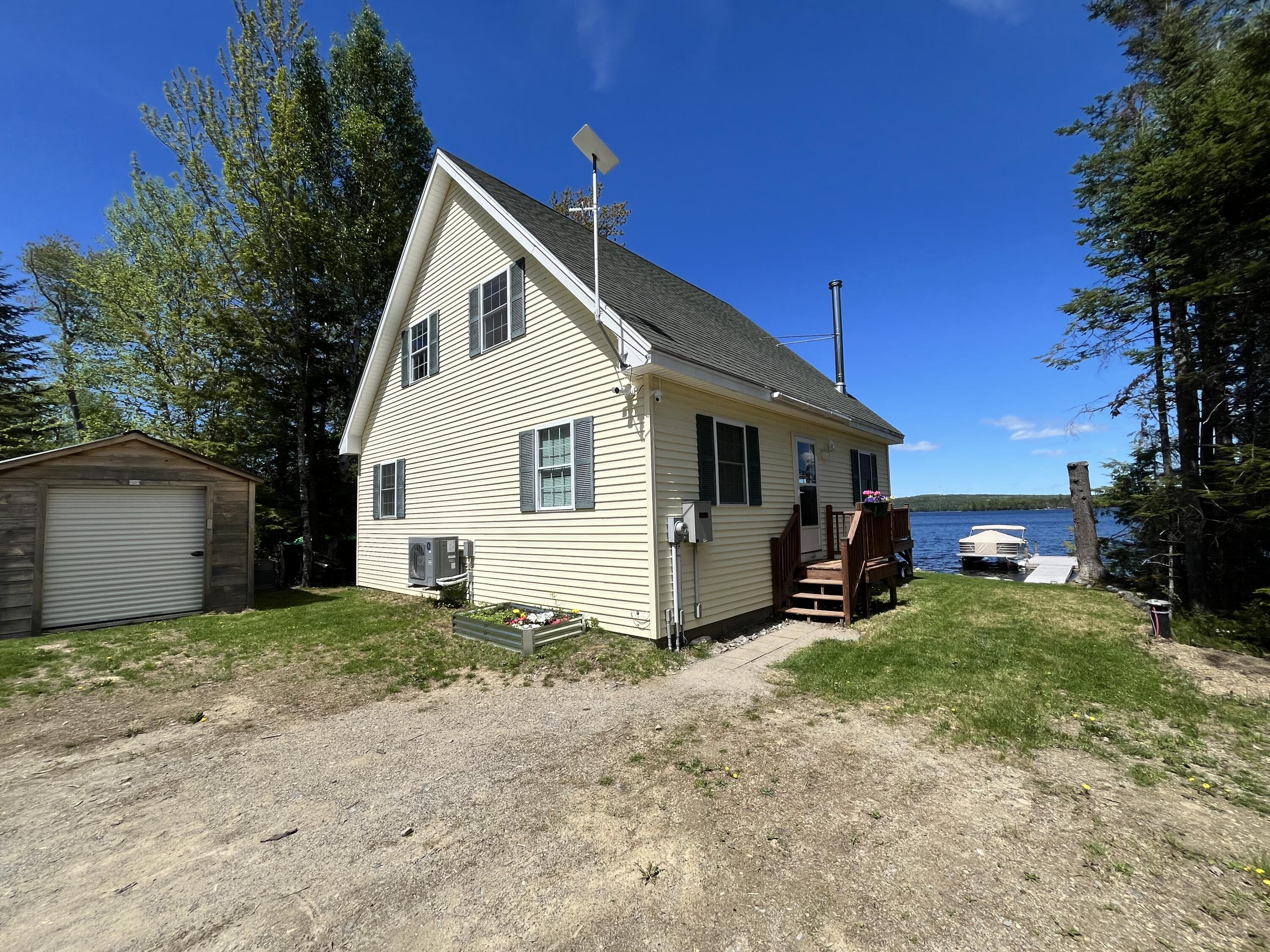 28 Jipson Drive Lincoln ME 04457