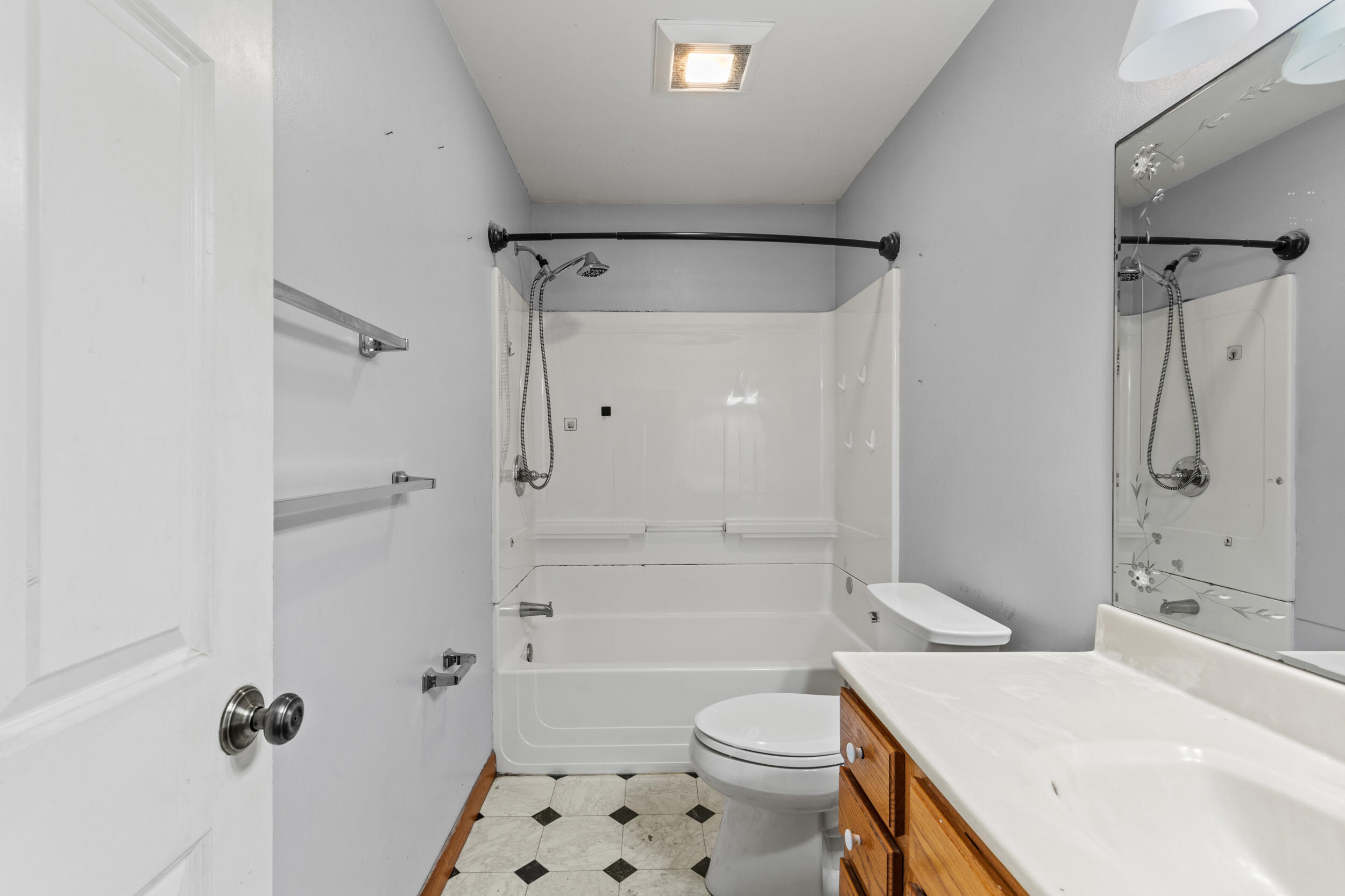 373 Pond Road Lewiston ME 04240