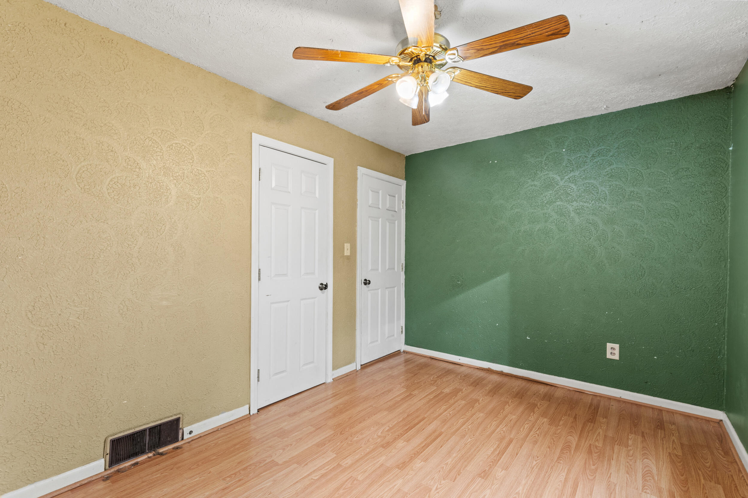 373 Pond Road Lewiston ME 04240