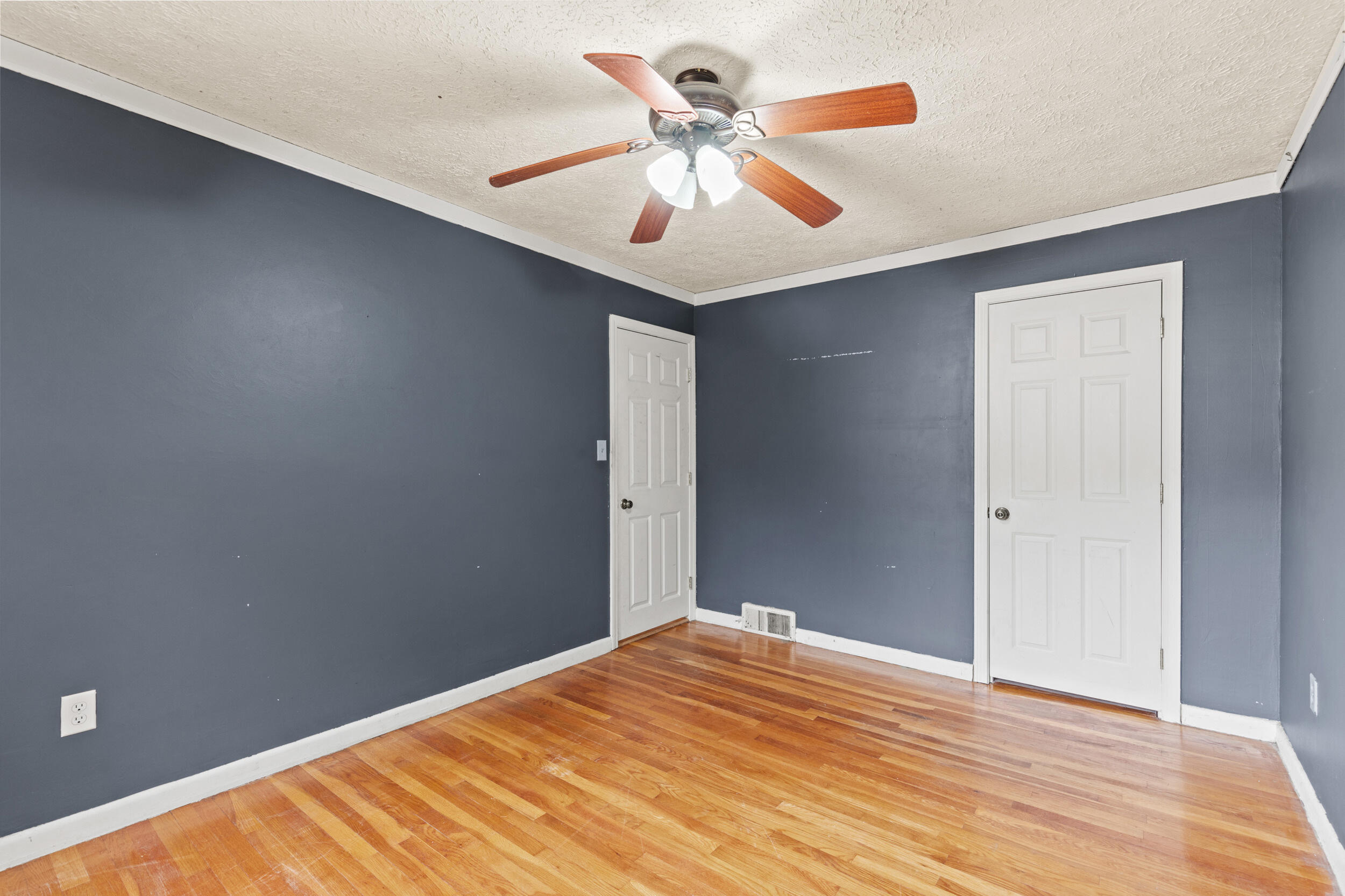 373 Pond Road Lewiston ME 04240