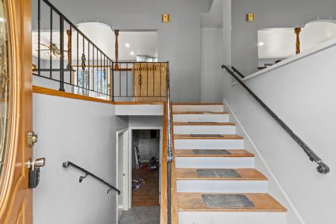 373 Pond Road Lewiston ME 04240