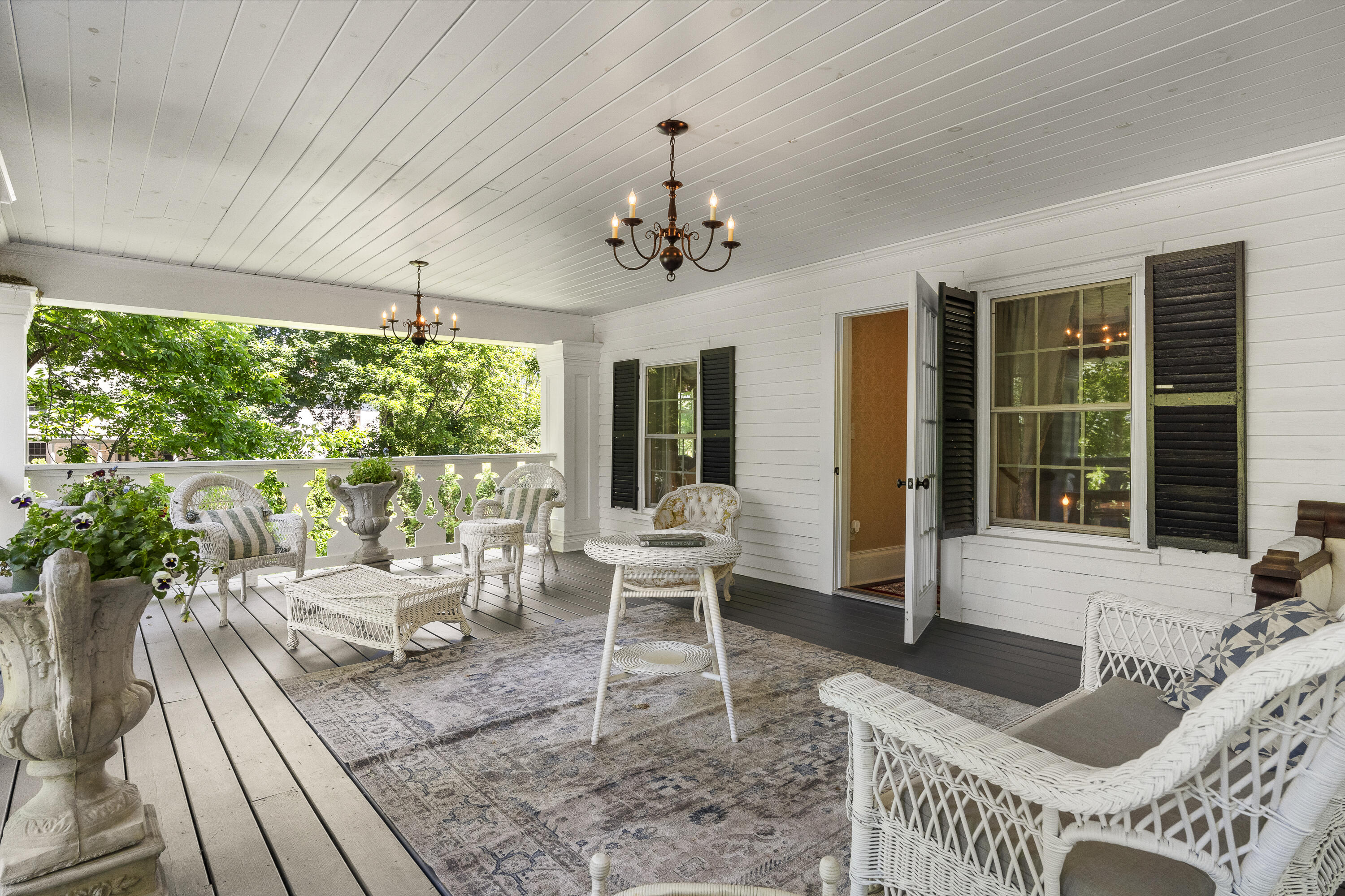 18 High Street Wiscasset ME 04578