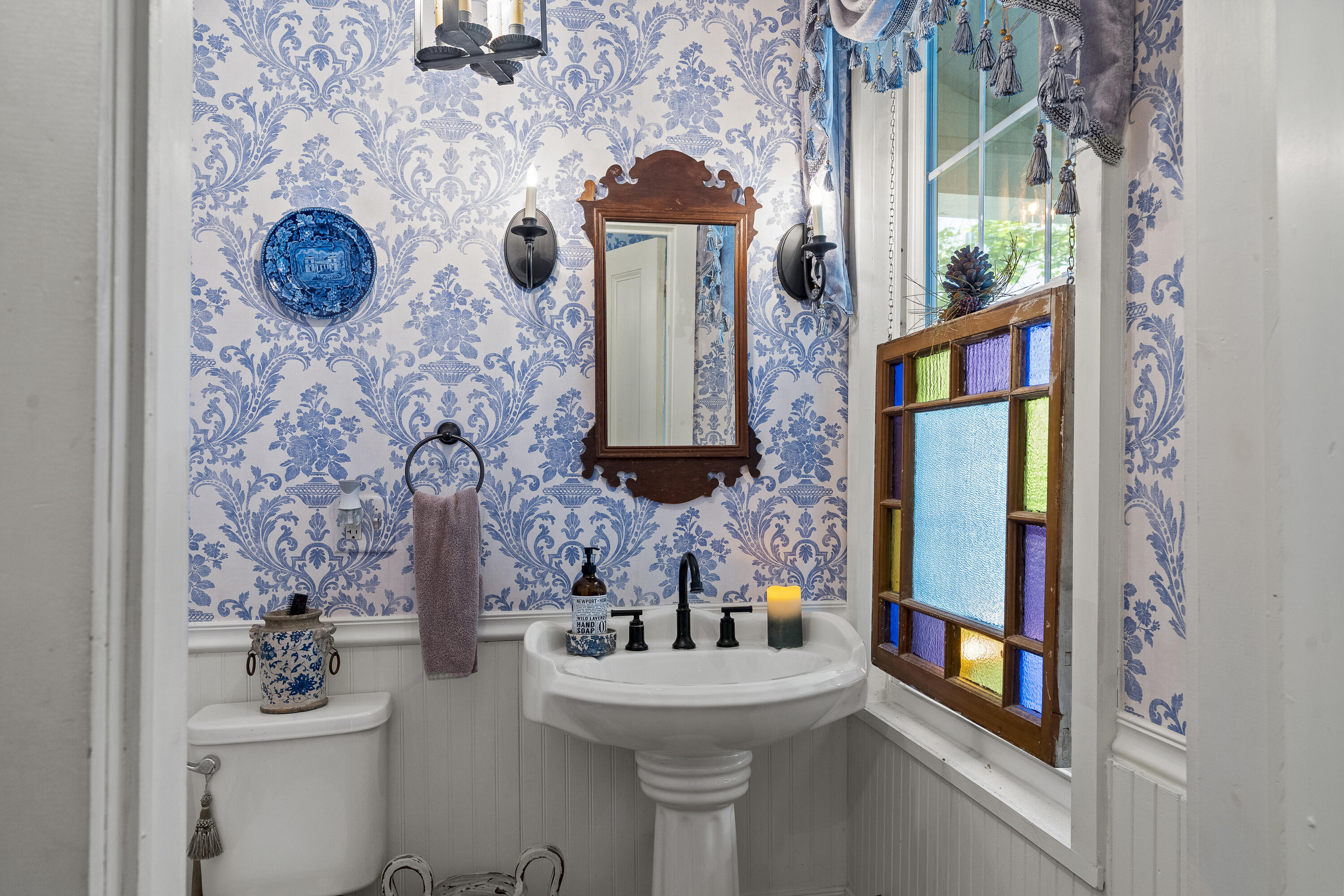 18 High Street Wiscasset ME 04578