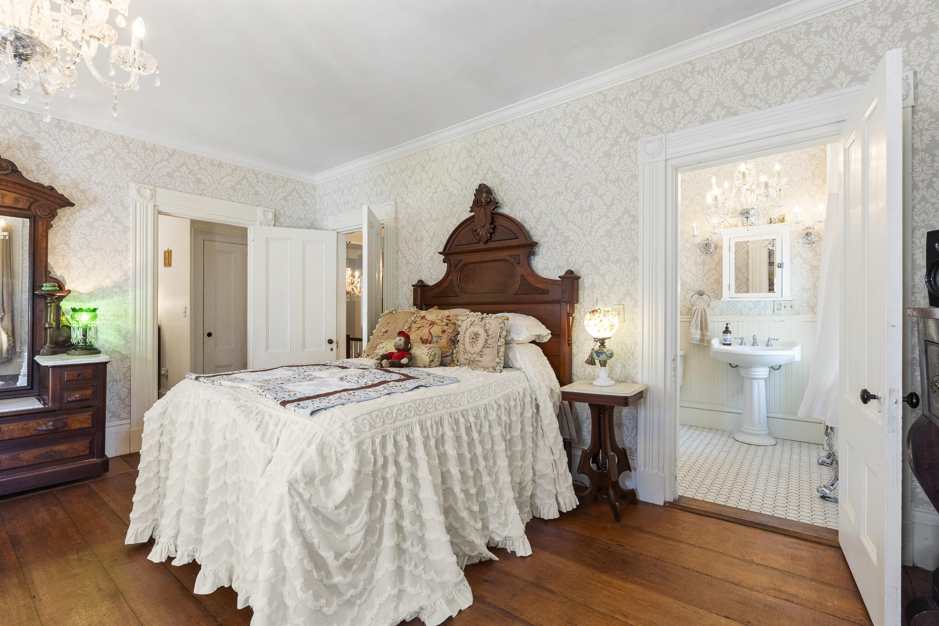 18 High Street Wiscasset ME 04578