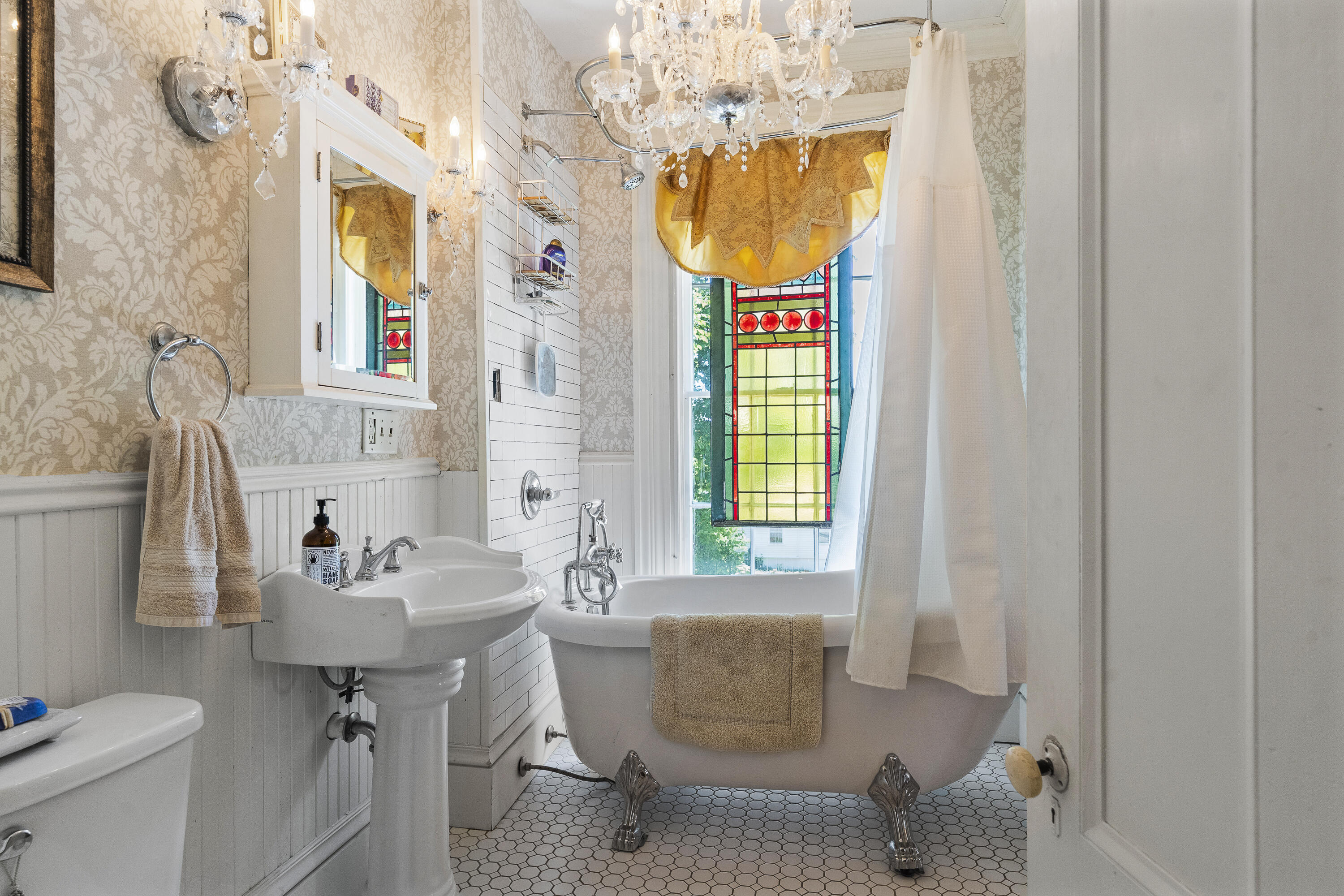 18 High Street Wiscasset ME 04578