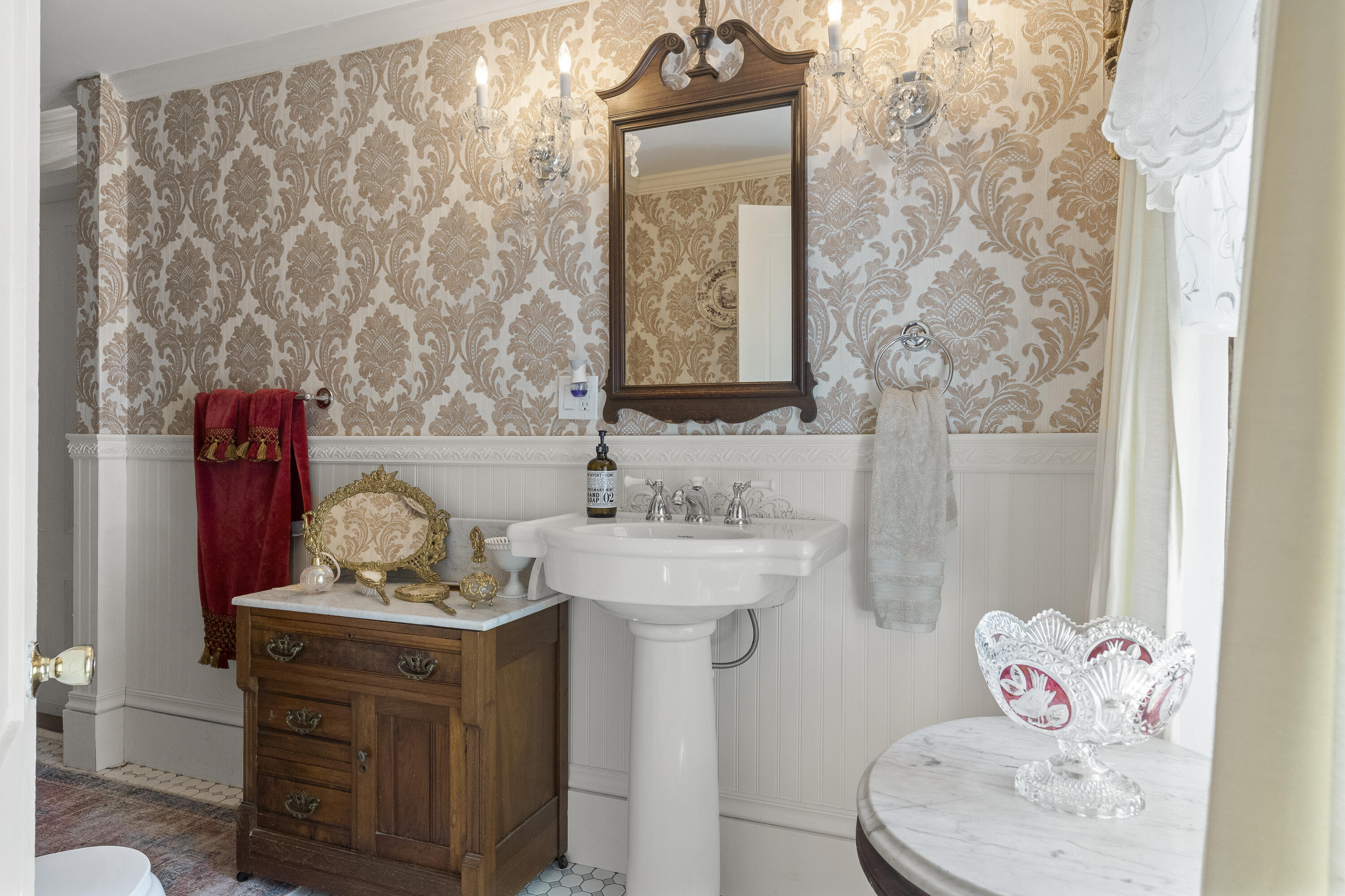 18 High Street Wiscasset ME 04578