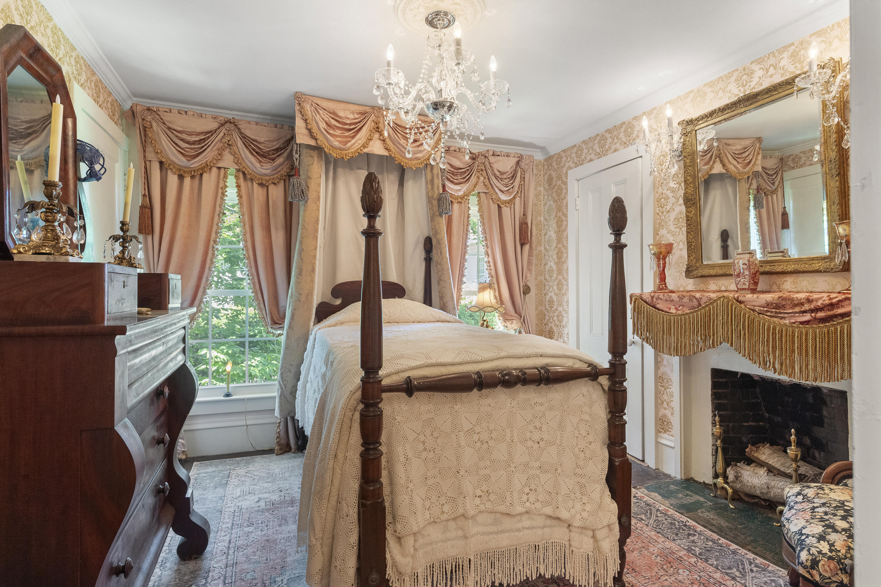 18 High Street Wiscasset ME 04578