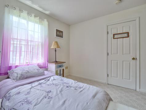19 Schooner Drive Rockland ME 04841