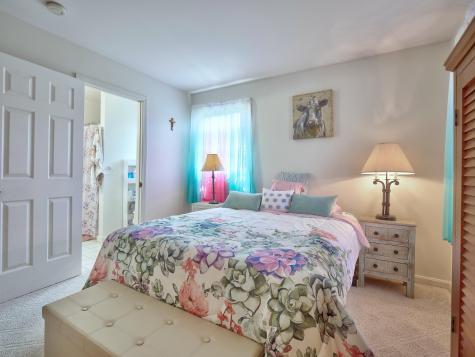 19 Schooner Drive Rockland ME 04841