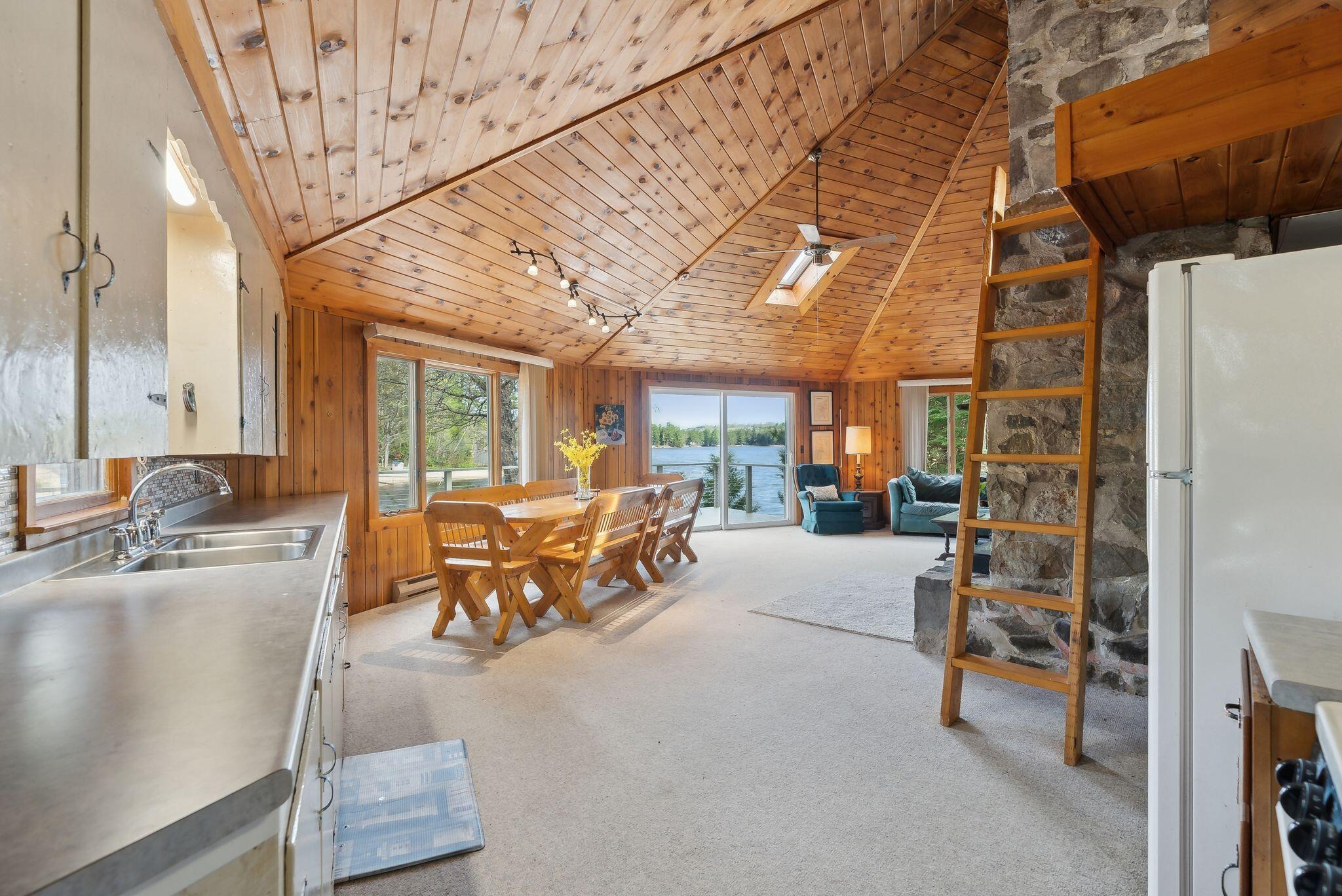 17 Philpots Landing Limerick ME 04048