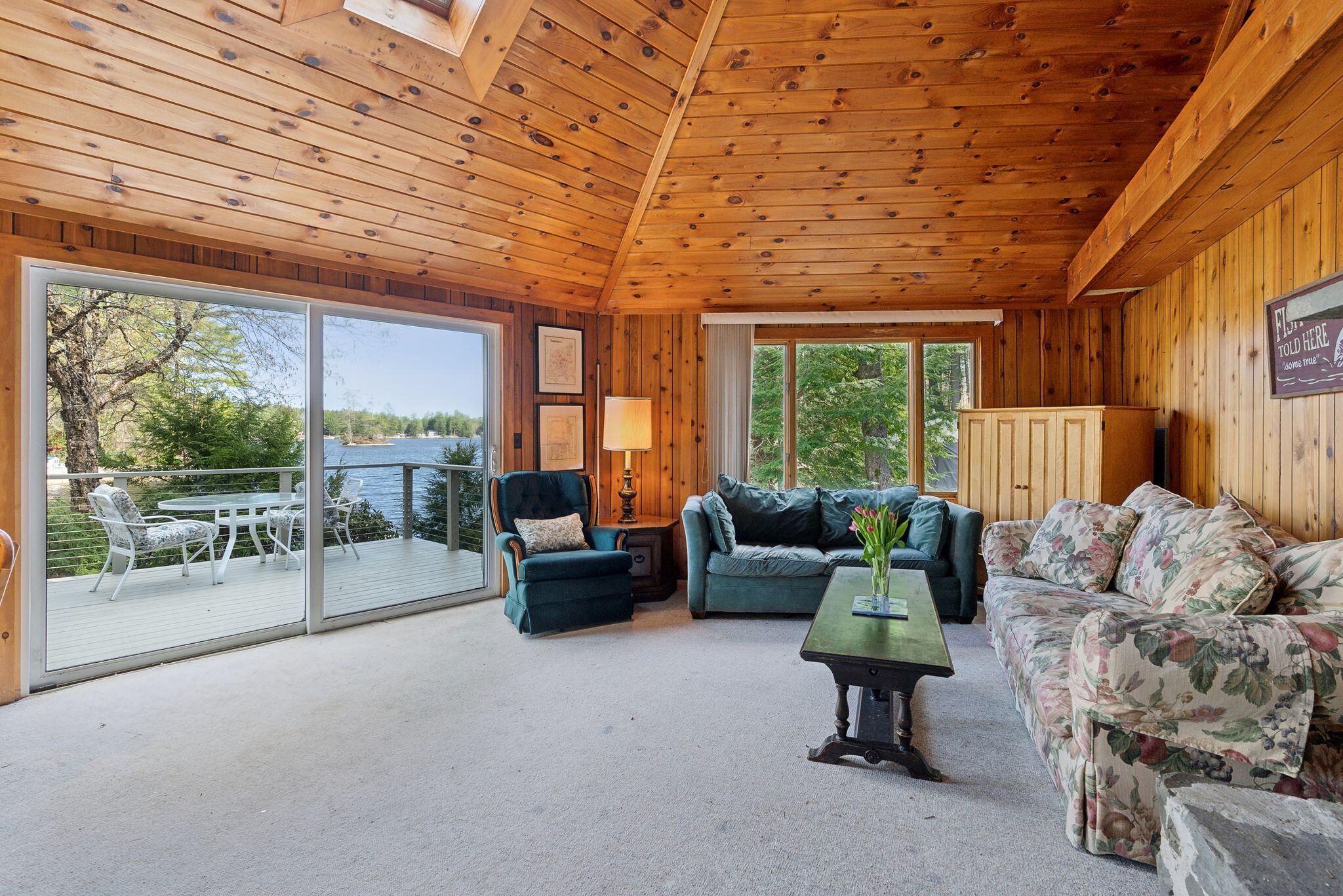 17 Philpots Landing Limerick ME 04048