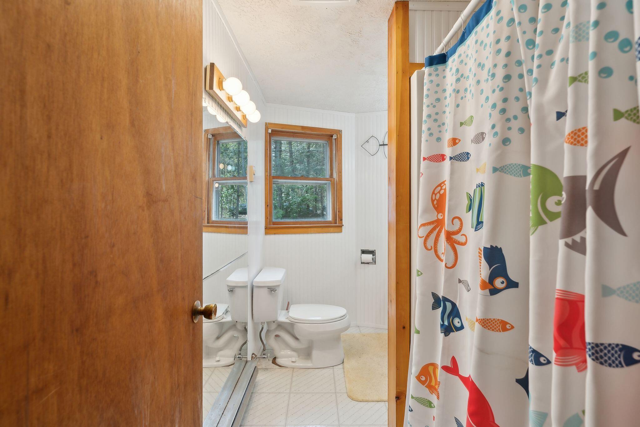 17 Philpots Landing Limerick ME 04048