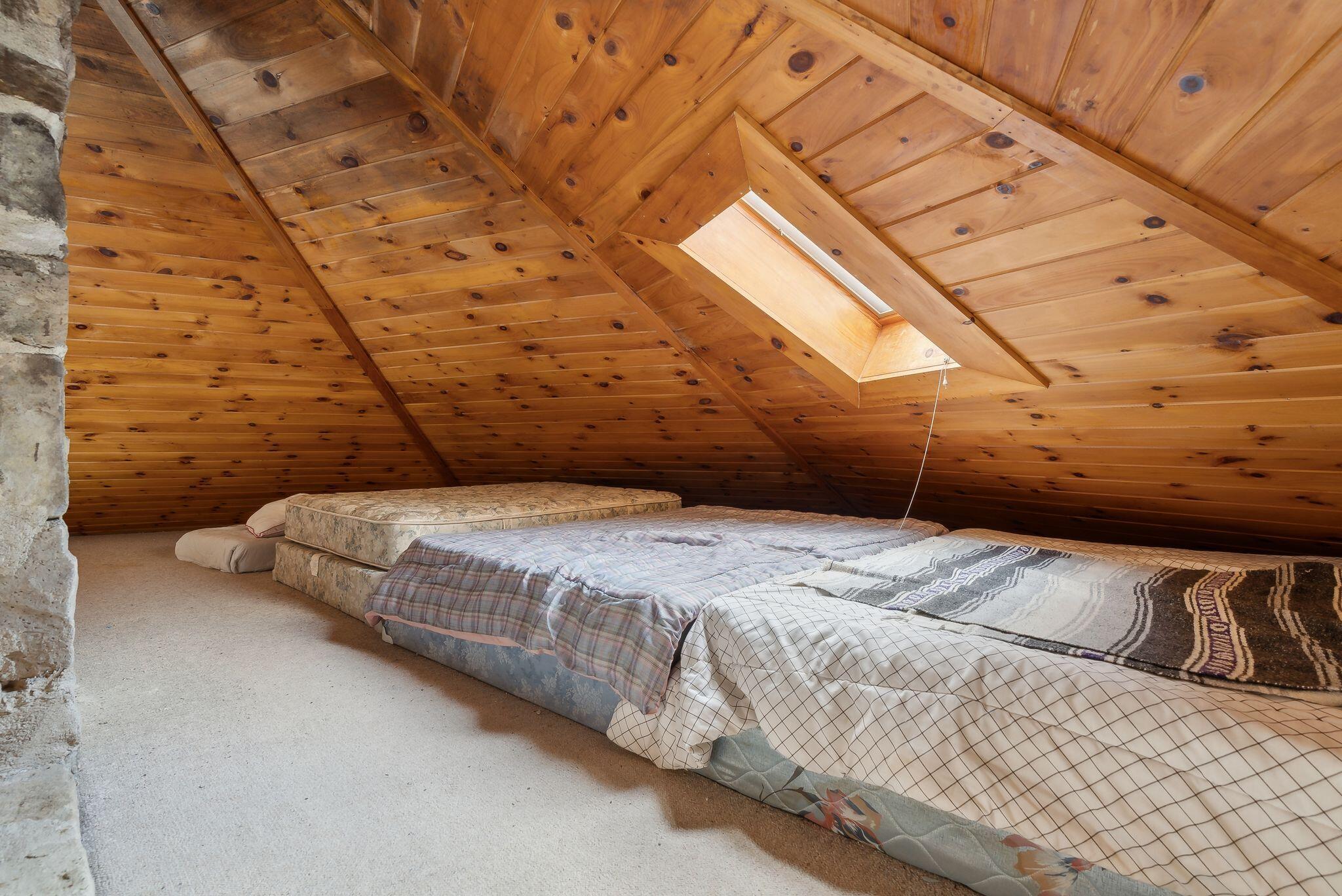 17 Philpots Landing Limerick ME 04048