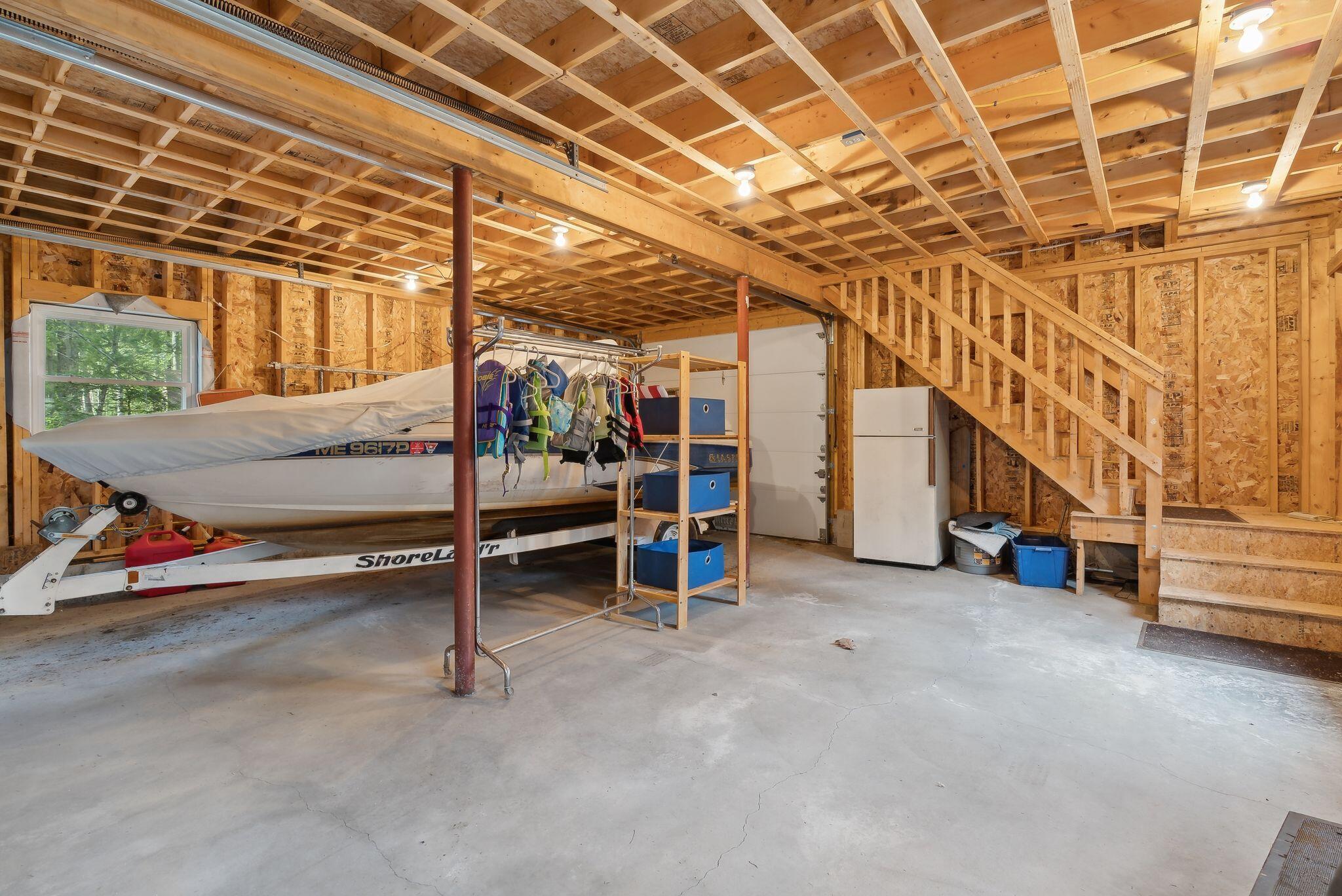 17 Philpots Landing Limerick ME 04048