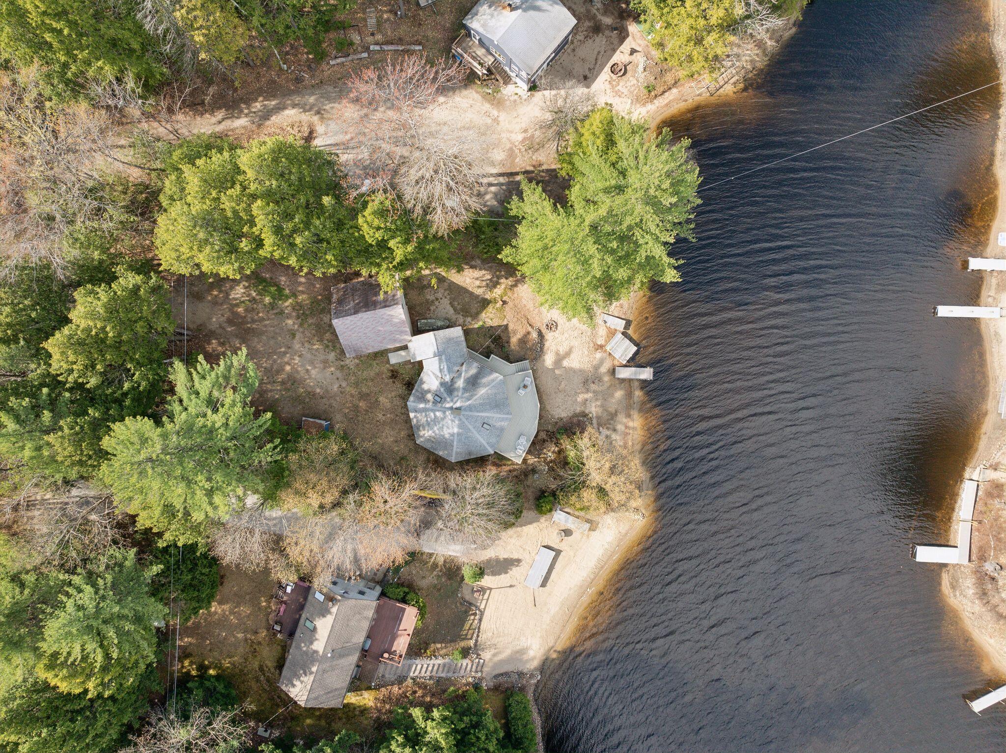 17 Philpots Landing Limerick ME 04048